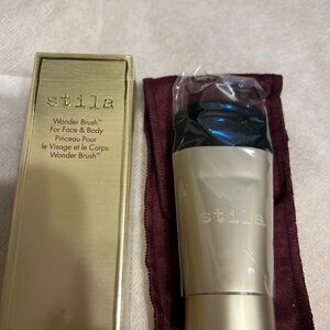 Stila Wonder Brush for Face & Body - Elegant Gold